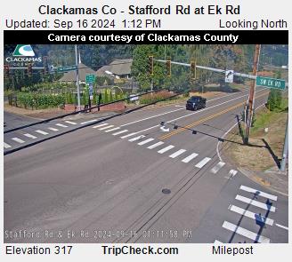 Traffic Cam Clackamas Co - Stafford Rd at Ek Rd